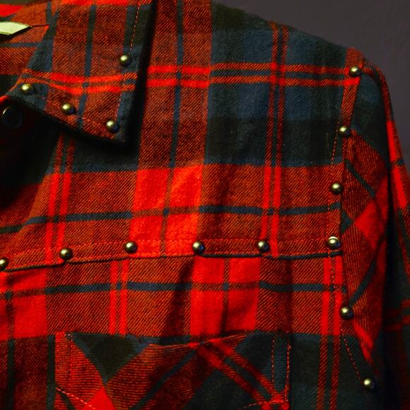 BKE red plaid flannel boyfriend button down shirt nwt size L womens - Picture 3 of 6